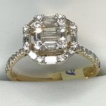 18 CARAT YELLOW GOLD DIAMOND RING WITH 107 CARATS KERO30521Y