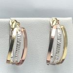 9 CARAT ROSE  YELLOW AND WHITE GOLD EARRING AG38 