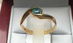 9 CARAT YELLOW GOLD BEZEL SET TRIPLET OPAL DDDJ966