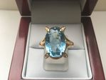 9 CARAT YELLOW GOLD TOPAZ DDR690