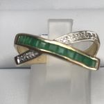 NATURAL EMERALD & DIAMOND RING DGR3081