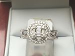 SOLID 18 CARAT DIAMOND RING KEYR20294