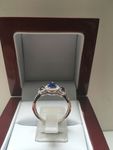 SOLID 18 CARAT WHITE GOLD DIAMOND AND SAPPHIRE RING KEYR027747