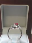 SOLID 18 CARAT WHITE GOLD RING KEYR0089