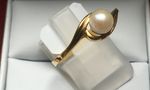 SOLID 9 CARAT PEARL RING DDDJ944