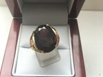 SOLID 9 CARAT YELLOW GOLD GARNET RING DDR813