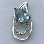 SOLID SILVER AND NATURAL TOPAZ PENDANT HKPDEM103