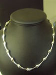 White Gold Tear Drop Necklace 9 Carat Gold 03/44/2 